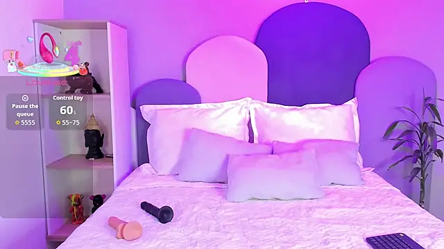 SophieGomez22 online show from 21, 12, 2025