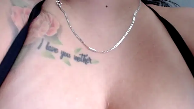 SOPHIA SQUIRTPUSSY online show from 4, 7, 2026