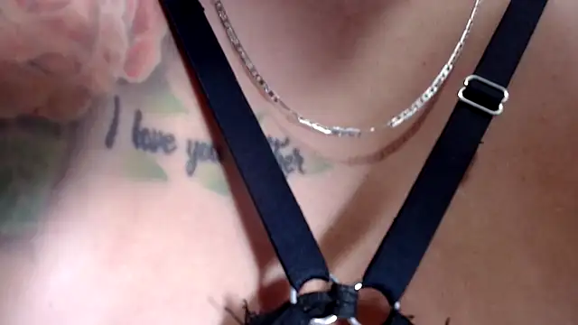 SOPHIA SQUIRTPUSSY online show from 25, 4, 2026