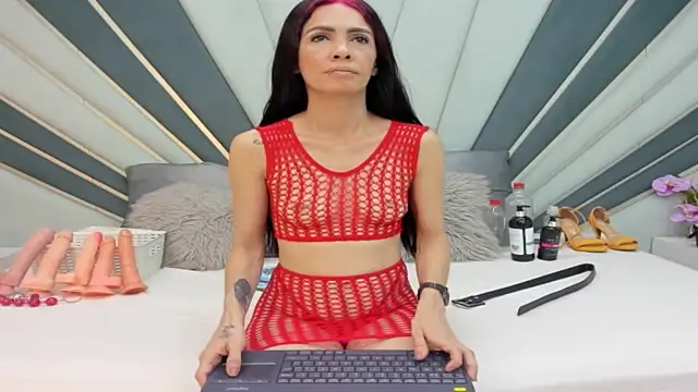 Snapshot of kathy-steven chatting on 4, 11, 2025 kathy-steven online show from 4, 11, 2025