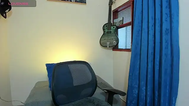 Ares Johnson online show from 6, 2, 2025