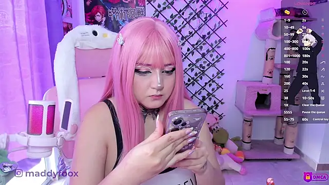 MaddyFooxx online show from 13, 6, 2026