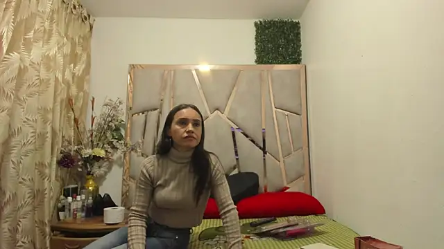 daniela casallas  online show from 21, 7, 2026