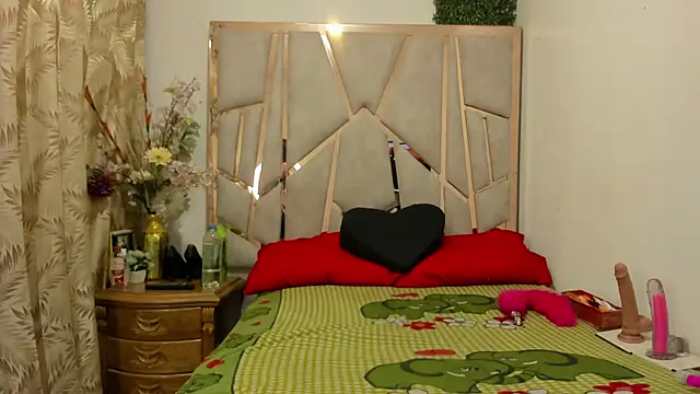 daniela casallas  online show from 10, 3, 2026