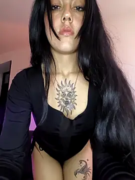 Snapshot of Mazikeen-- chatting on 3, 5, 2026 Mazikeen-- online show from 3, 5, 2026
