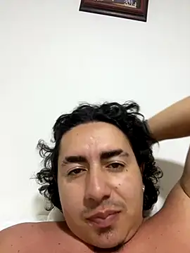 Snapshot of DanielGomez9 chatting on 14, 10, 2025 DanielGomez9 online show from 14, 10, 2025