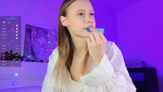TaraSims online show from 10, 1, 2025