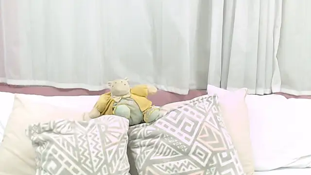 LexiiBloom online show from 14, 3, 2025