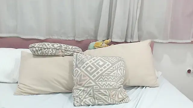 LexiiBloom online show from 5, 3, 2025