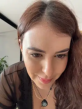 Eva Gonzalez online show from 5, 4, 2026