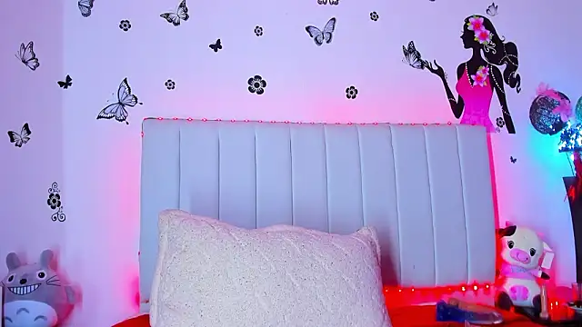 caro lyne  online show from 6, 3, 2026