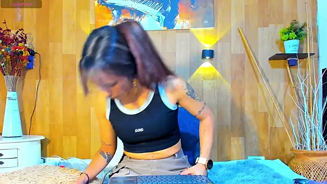 marianaa90 online show from 16, 5, 2026