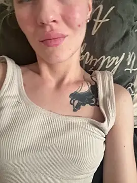 Nikol Clare online show from 6, 6, 2026
