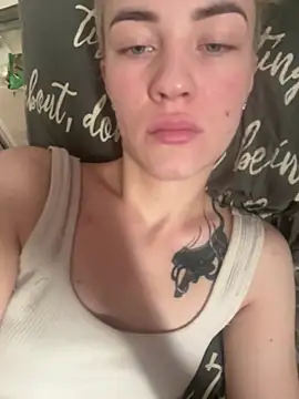 Nikol Clare online show from 5, 6, 2026