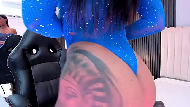 Madiee Rhea online show from 3, 2, 2026