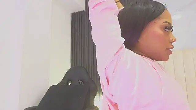 Madiee Rhea online show from 18, 3, 2026