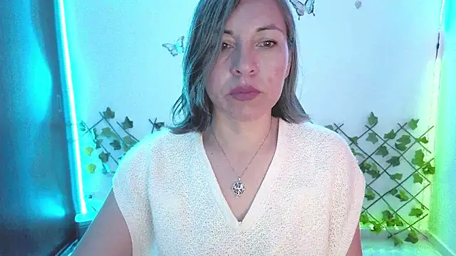 Lady breaks hearts online show from 13, 2, 2026