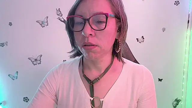 Lady breaks hearts online show from 25, 3, 2026