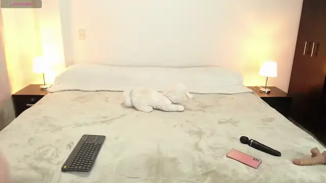 crissticutte online show from 21, 10, 2025