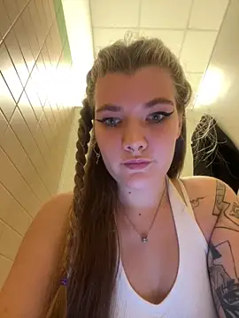 Snapshot of Holy_Tereza chatting on 18, 11, 2025 Holy Tereza online show from 18, 11, 2025