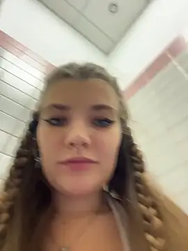 Snapshot of Holy_Tereza chatting on 1, 11, 2025 Holy Tereza online show from 1, 11, 2025