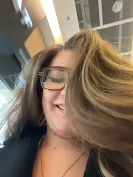 Holy Tereza online show from 4, 4, 2026