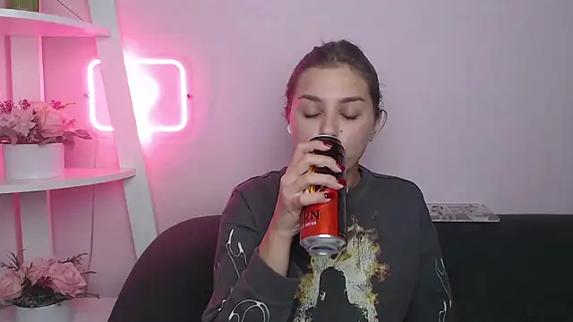 MilanaAngelAs online show from 28, 10, 2025