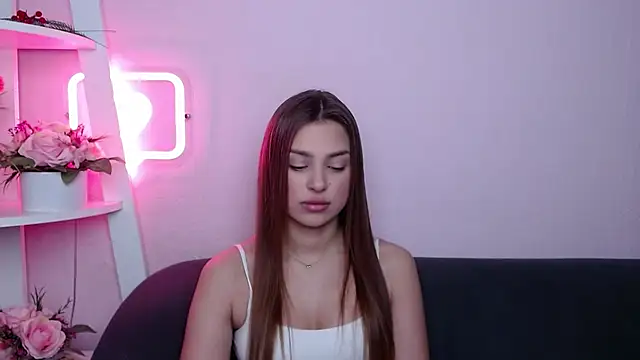 MilanaAngelAs online show from 20, 4, 2026