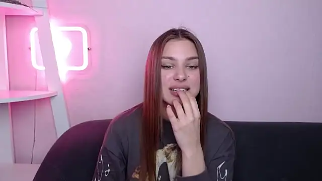 MilanaAngelAs online show from 13, 4, 2026