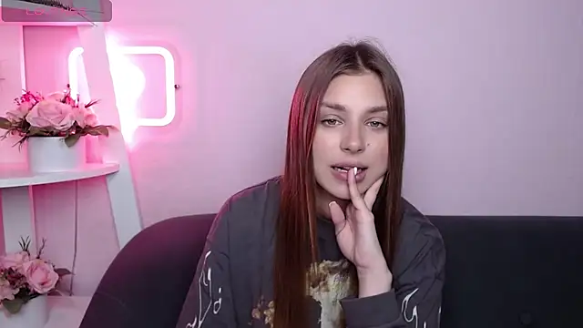 Snapshot of MilanaAngelAs chatting on 15, 6, 2026 MilanaAngelAs online show from 15, 6, 2026