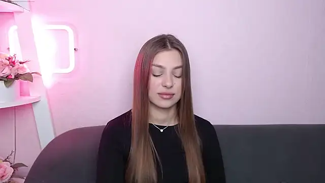 MilanaAngelAs online show from 18, 4, 2026