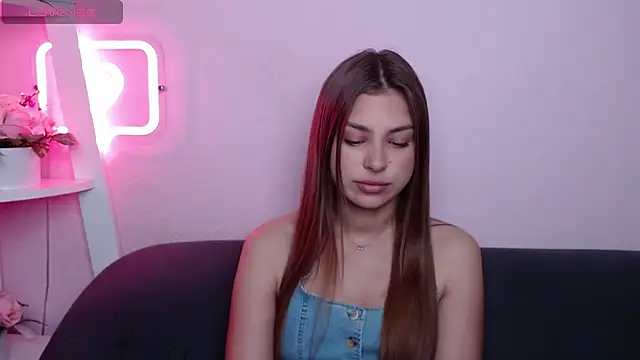 Snapshot of MilanaAngelAs chatting on 26, 6, 2026 MilanaAngelAs online show from 26, 6, 2026