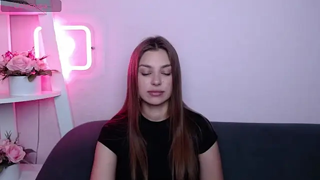 Snapshot of MilanaAngelAs chatting on 14, 6, 2026 MilanaAngelAs online show from 14, 6, 2026