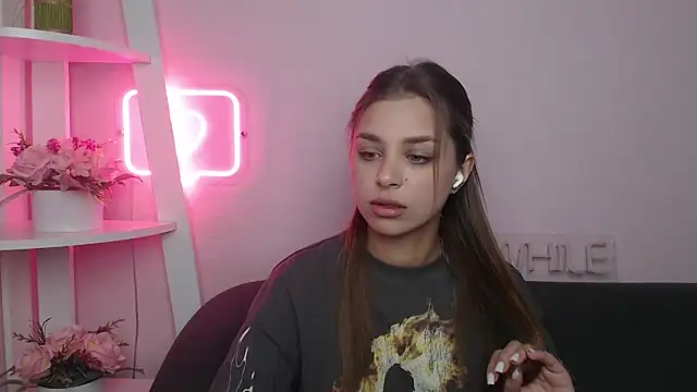 MilanaAngelAs online show from 16, 12, 2025