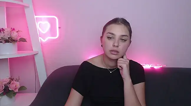 MilanaAngelAs online show from 9, 2, 2025