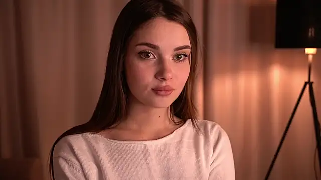 CarmenMoore26 online show from 13, 12, 2024