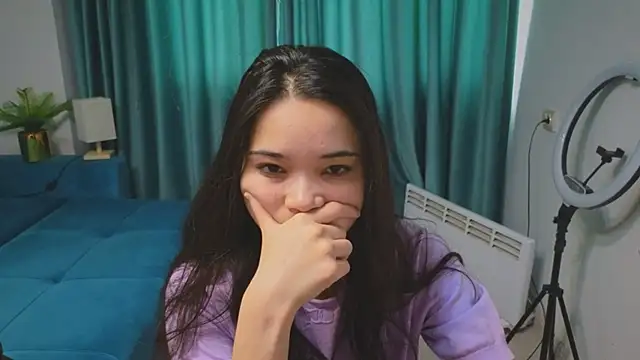 Snapshot of July_Kane chatting on 29, 10, 2025 July Kane online show from 29, 10, 2025