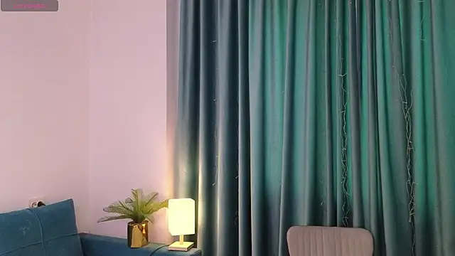 Snapshot of July_Kane chatting on 21, 10, 2025 July Kane online show from 21, 10, 2025