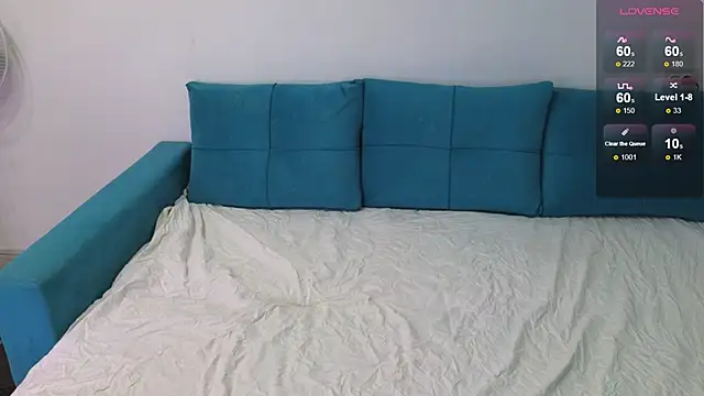 Snapshot of July_Kane chatting on 13, 11, 2025 July Kane online show from 13, 11, 2025