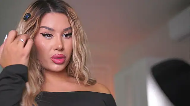 EvaZane online show from 14, 12, 2025