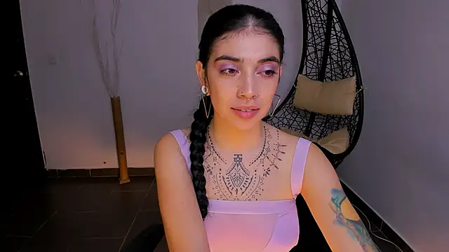 Nina-monroe online show from 9, 1, 2025