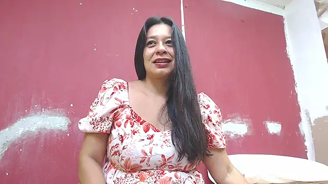 MiaCallie online show from 16, 10, 2025