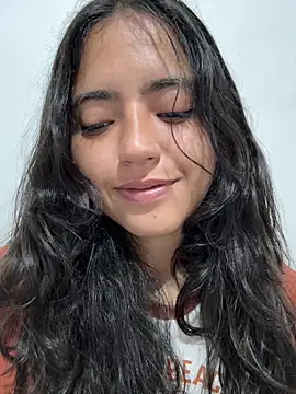 ViolettaSummer online show from 1, 2, 2026