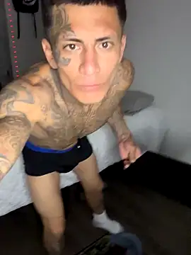 Papinine6 online show from 4, 10, 2025