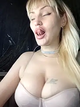 Freya Milf online show from 29, 11, 2025