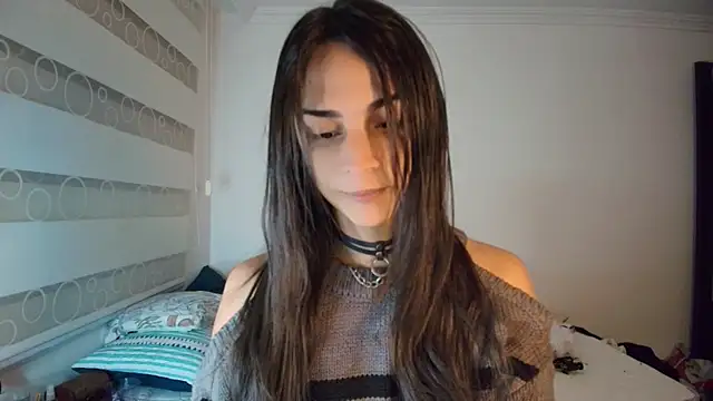 Dollbehavior  online show from 12, 10, 2025