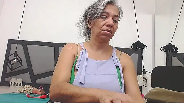 Snapshot of chanel_grant chatting on 17, 10, 2025 chanel grant online show from 17, 10, 2025