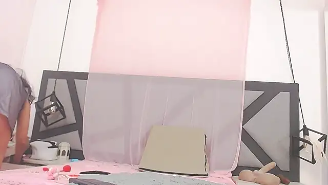 Snapshot of chanel_grant chatting on 1, 11, 2025 chanel grant online show from 1, 11, 2025