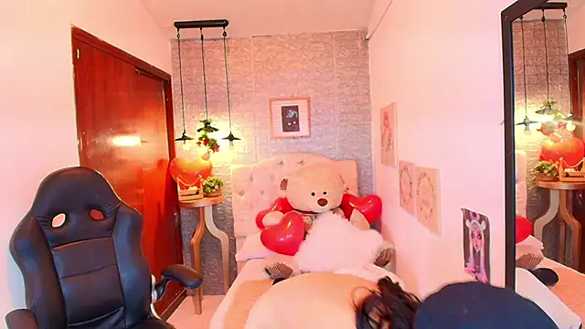REDHOTTER  online show from 18, 2, 2025