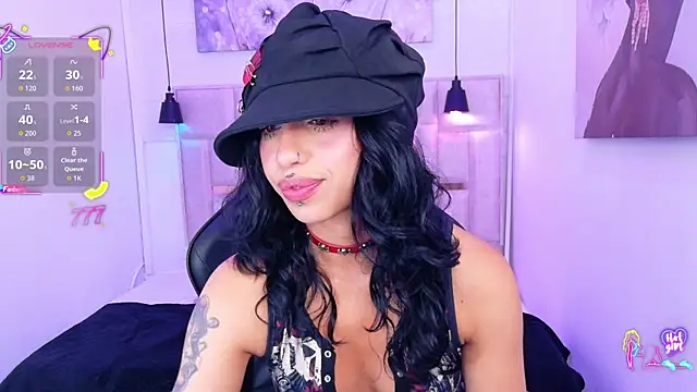 Snapshot of REDHOTTER_ chatting on 26, 5, 2026 REDHOTTER online show from 26, 5, 2026